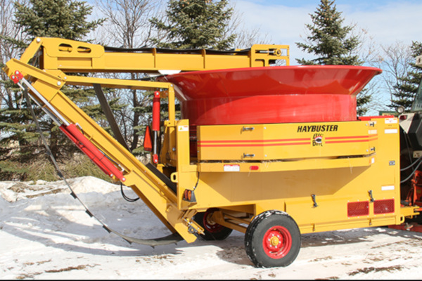 HayBuster H-1000 Series II for sale at Red Power Team, Iowa